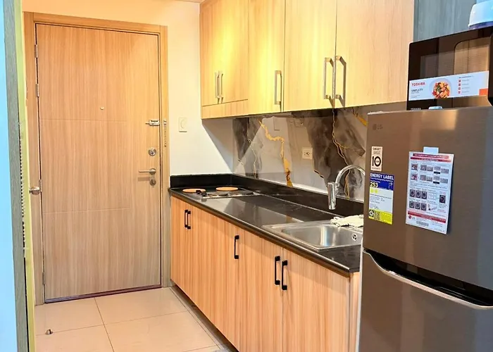 Mc Haven Staycation Near Moa * Manila
